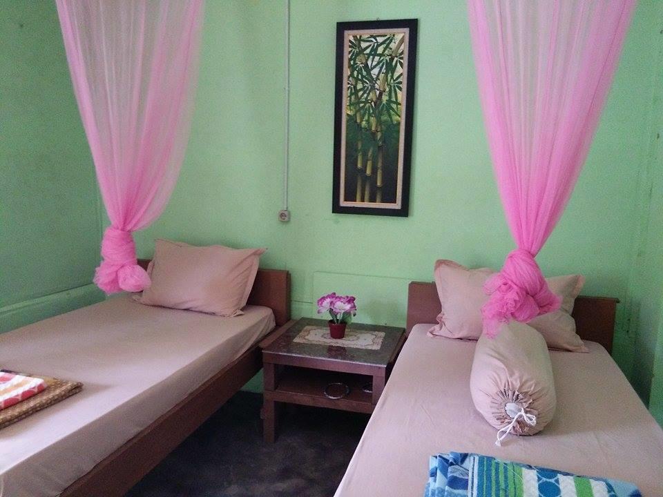 Orchid Bungalow & Restaurant Hotel Timbanglawang Kültér fotó